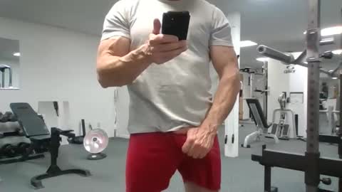 joe_smith5679 online show from 05/05/26, 07:44