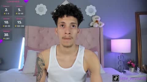 Snapshot of joeandemma chatting on 09/21/25, 12:34 Emma  Joe online show from 09/21/25, 12:34