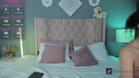 Snapshot of joeandemma chatting on 10/19/25, 01:28 Emma  Joe online show from 10/19/25, 01:28