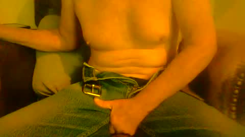 Snapshot of joeblow61616 chatting on 11/15/25, 04:36 joeblow61616 online show from 11/15/25, 04:36