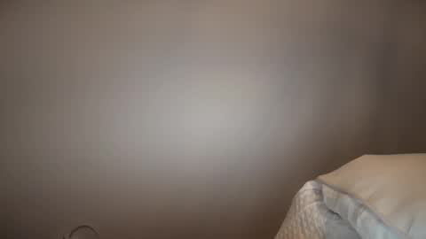 Snapshot of joebt chatting on 12/16/25, 03:06 joebt online show from 12/16/25, 03:06