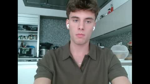 Snapshot of joel_friendly chatting on 03/17/26, 01:36 JOEL online show from 03/17/26, 01:36