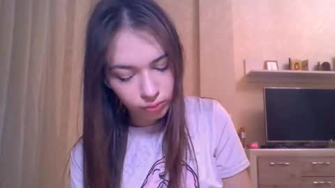 Jennifer online show from 12/05/25, 05:31