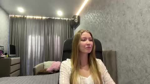 Joellysmy name is actually diana  online show from 07/15/26, 12:43