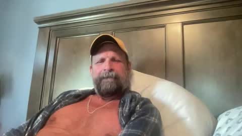 Snapshot of joestros chatting on 10/23/25, 08:18 joestros online show from 10/23/25, 08:18