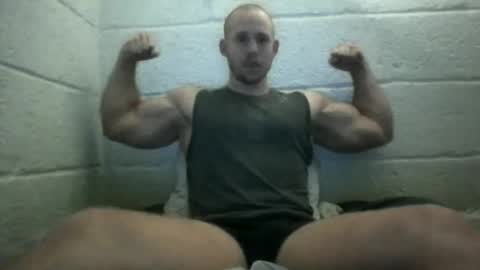 Snapshot of joeybanan chatting on 03/06/25, 10:04 joeybanan online show from 03/06/25, 10:04