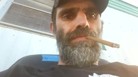 Snapshot of joeykeeton87 chatting on 07/26/26, 12:34 joeykeeton87 online show from 07/26/26, 12:34