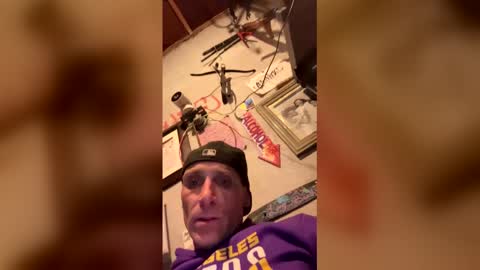 joeyscorpio1984 online show from 04/09/26, 07:47