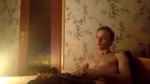 Snapshot of joffrey69v420 chatting on 03/02/25, 07:56 - Quantum - online show from 03/02/25, 07:56