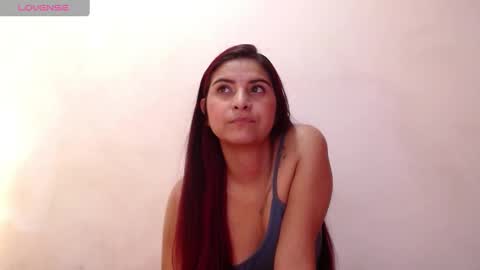 JOHANA                online show from 03/01/25, 07:51