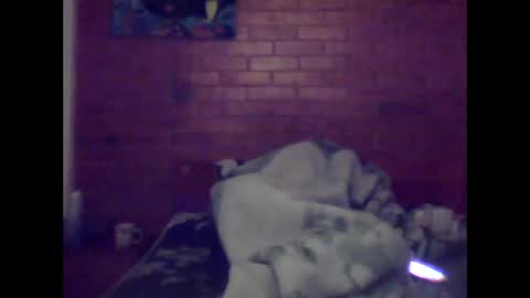 Snapshot of johan70nsexy chatting on 10/18/25, 01:45 johan70nsexy online show from 10/18/25, 01:45