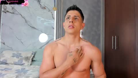 Johan Williams online show from 10/28/25, 02:48