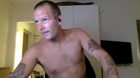 johannesjohnsson780 online show from 09/18/25, 09:17