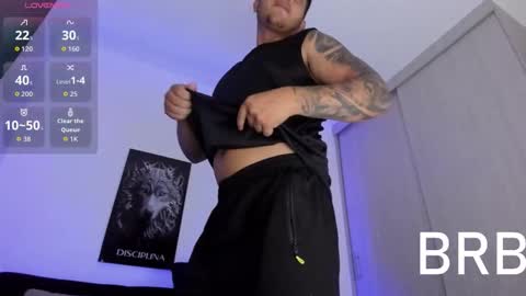 Snapshot of johansmith__ chatting on 12/04/25, 12:58 Johan Smith online show from 12/04/25, 12:58