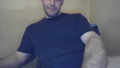 john1212124 online show from 09/10/25, 10:21