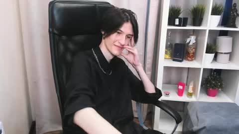 john__strong online show from 06/07/26, 02:32