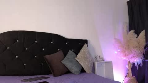 John  online show from 10/25/25, 11:07