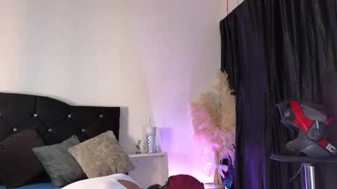 John  online show from 11/12/25, 11:10