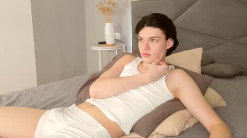 John online show from 03/04/25, 04:09