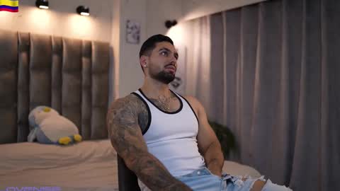 john online show from 11/01/25, 11:56