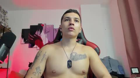 Snapshot of john_s117 chatting on 12/03/25, 01:46 JOHN online show from 12/03/25, 01:46