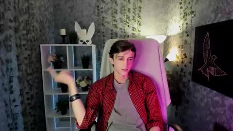 Snapshot of john_weasley chatting on 10/30/25, 08:27 John online show from 10/30/25, 08:27