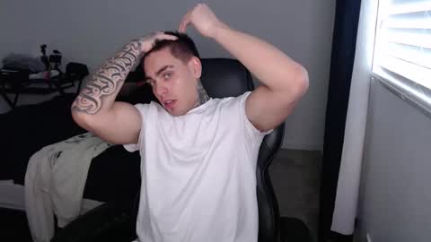 Snapshot of johnafterdark chatting on 01/07/26, 06:54 JAXX online show from 01/07/26, 06:54
