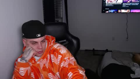 Snapshot of johnafterdark chatting on 01/14/26, 02:39 JAXX online show from 01/14/26, 02:39