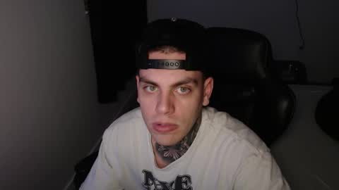 Snapshot of johnafterdark chatting on 02/04/26, 08:09 JAXX online show from 02/04/26, 08:09