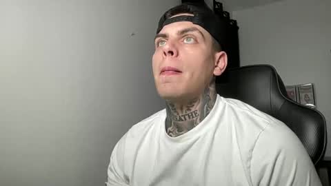 Snapshot of johnafterdark chatting on 03/01/26, 02:35 JAXX online show from 03/01/26, 02:35