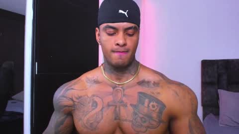 Snapshot of johnbelt_ chatting on 11/27/25, 07:38 john belt online show from 11/27/25, 07:38