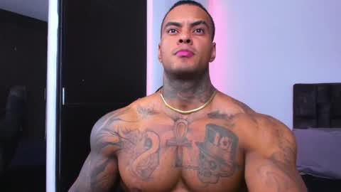 Snapshot of johnbelt_ chatting on 12/01/25, 07:41 john belt online show from 12/01/25, 07:41