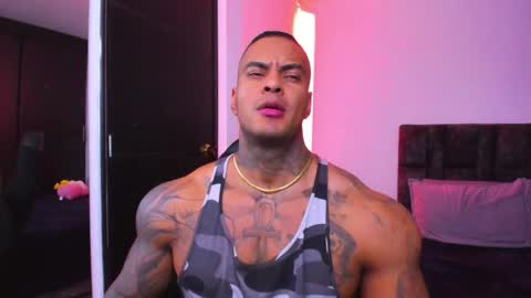 Snapshot of johnbelt_ chatting on 12/03/25, 09:24 john belt online show from 12/03/25, 09:24