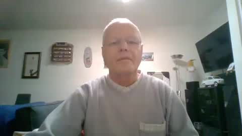 Snapshot of johndesnudado chatting on 02/02/25, 03:43 johndesnudado online show from 02/02/25, 03:43