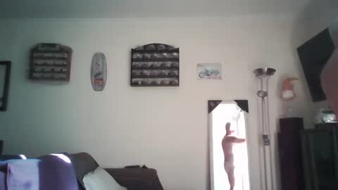 Snapshot of johndesnudado chatting on 10/13/25, 04:51 johndesnudado online show from 10/13/25, 04:51