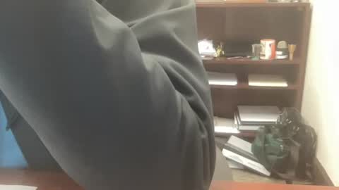 johnfl03 online show from 10/15/25, 03:01