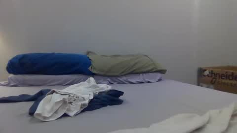 johnjones585121 online show from 02/17/25, 01:58