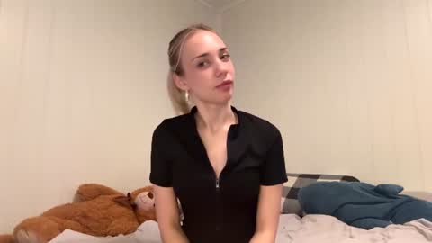 Oly online show from 06/18/26, 08:14