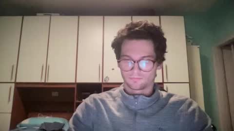 Johnny online show from 12/04/25, 10:40