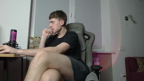 johnny boom online show from 12/04/24, 04:38