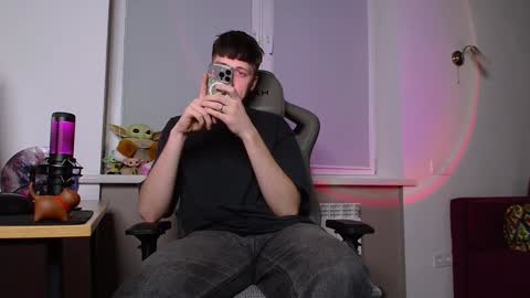 johnny boom online show from 01/12/25, 03:57