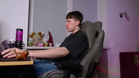 johnny boom online show from 01/14/25, 05:45