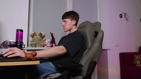 johnny boom online show from 01/17/25, 04:15