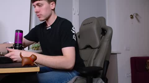 johnny boom online show from 01/18/25, 05:37