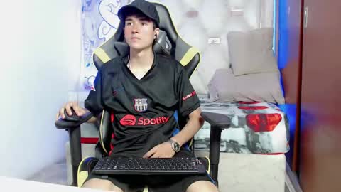 johnny_cagee online show from 10/09/25, 04:10