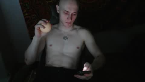 Snapshot of johnny_positive chatting on 10/21/25, 04:30 Johnny online show from 10/21/25, 04:30