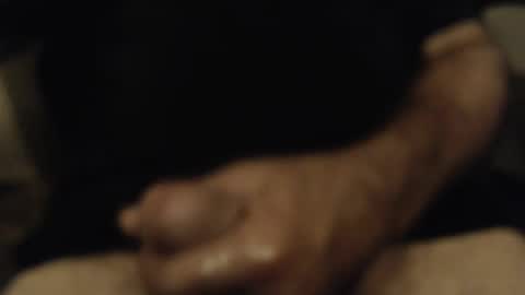 Snapshot of johnnyssunshine chatting on 10/31/25, 01:17 johnnyssunshine online show from 10/31/25, 01:17