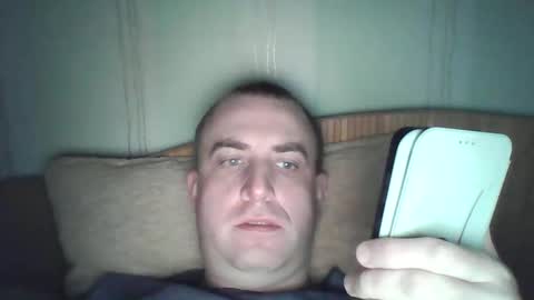 johnoreon online show from 01/01/25, 08:35