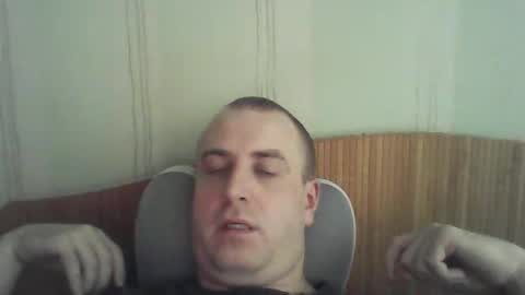 Snapshot of johnoreon chatting on 05/16/26, 08:11 johnoreon online show from 05/16/26, 08:11