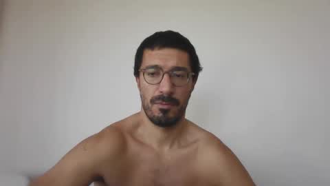 Johnfrench online show from 11/04/25, 06:18